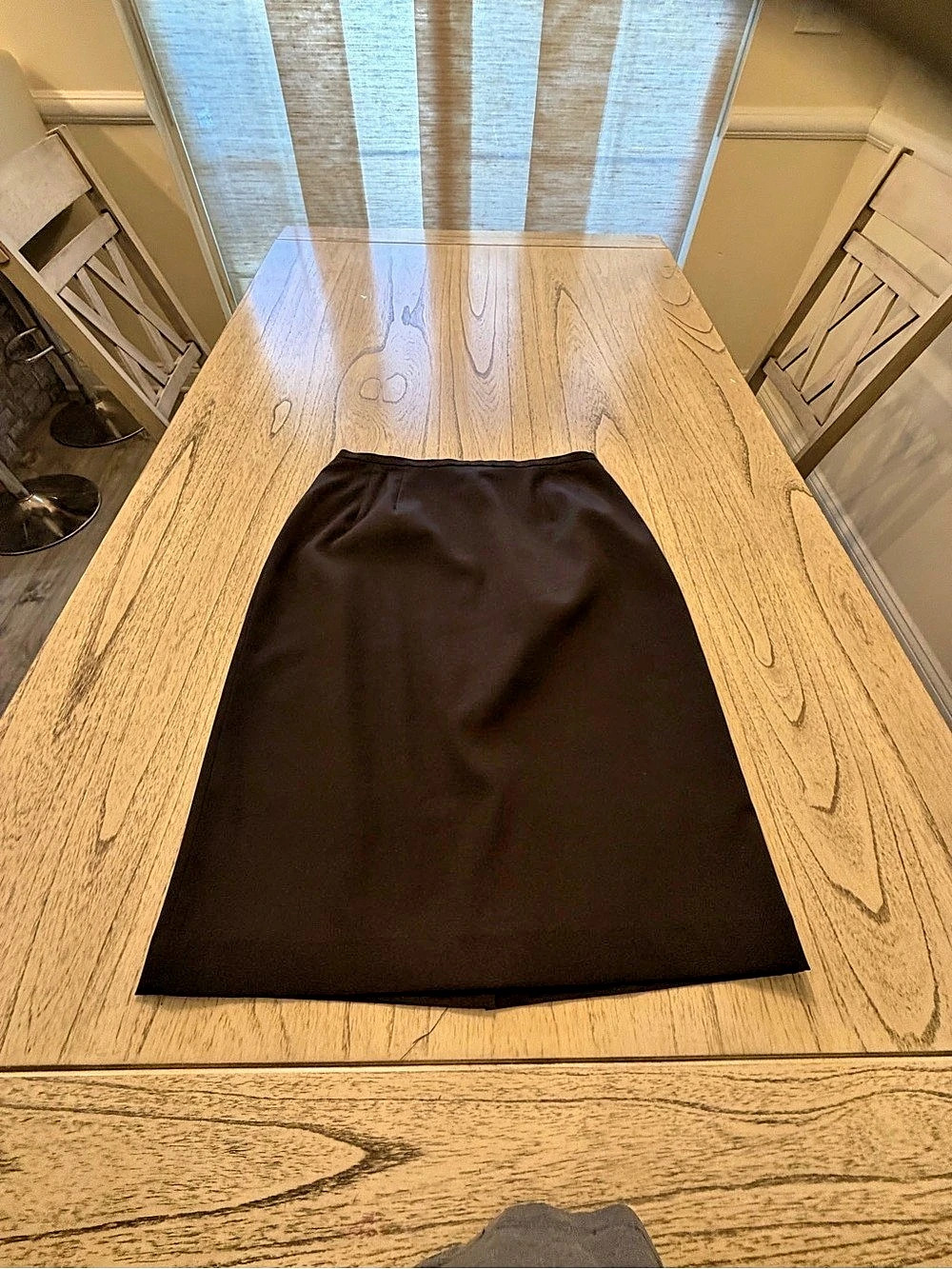 harve bernard Women's Black Midi Skirt Size 14